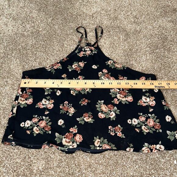 💋Bundle 4 items for $20. Add items💋 to a bundle3 - Picture 7 of 8